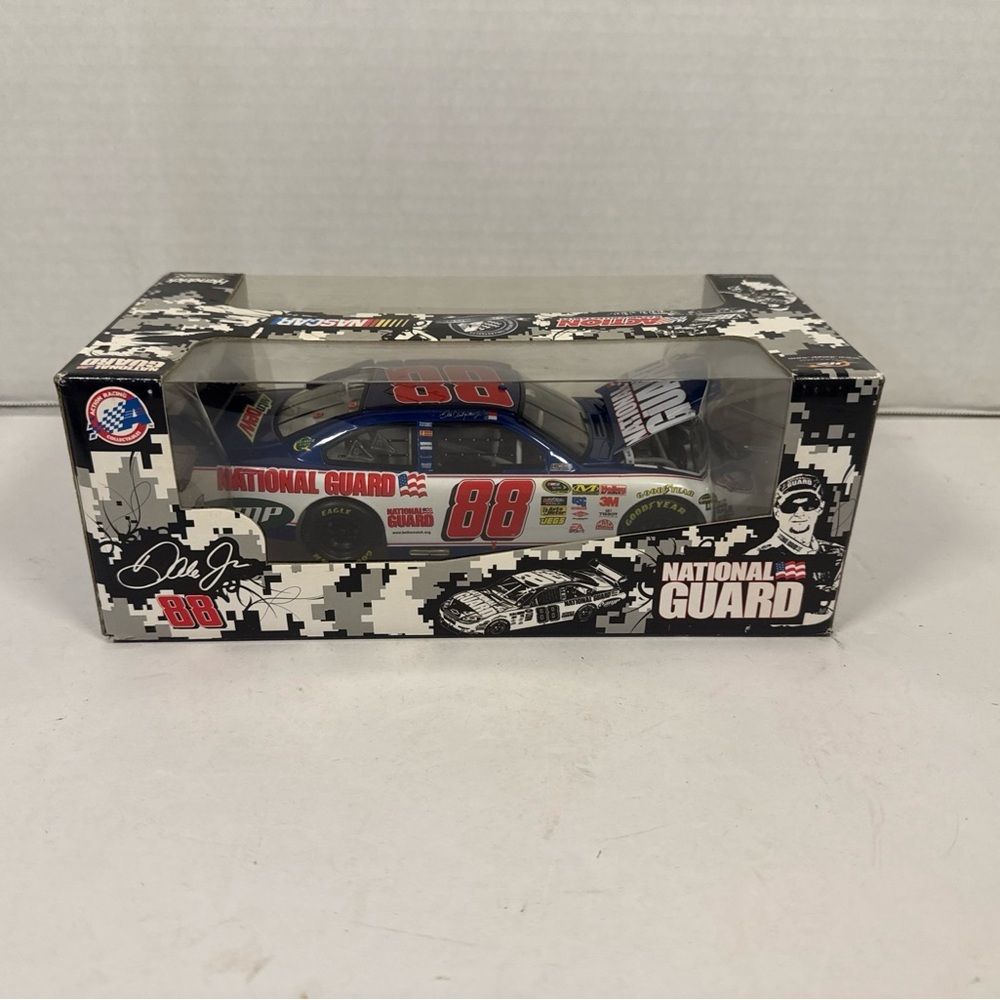 1/24 Action Racing #88 Dale Earnhardt Jr. National Guard AMP Energy 2010 IMPALA